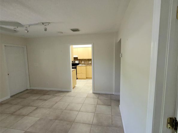 246 Dixie Blvd, Delray Beach FL 33444