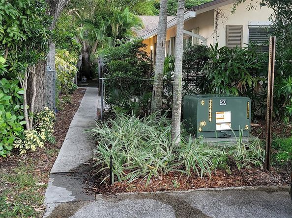 246 Dixie Blvd, Delray Beach FL 33444