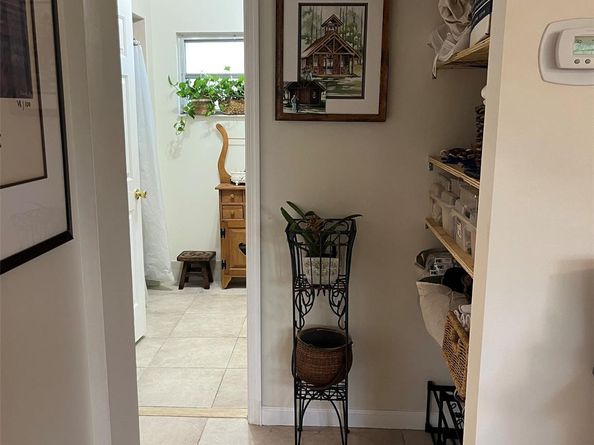 246 Dixie Blvd, Delray Beach FL 33444