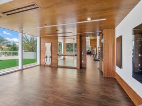 200 SE Mizner Boulevard 307, Boca Raton FL 33432