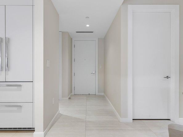 200 SE Mizner Boulevard 307, Boca Raton FL 33432