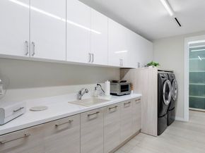 200 SE Mizner Boulevard 307, Boca Raton FL 33432