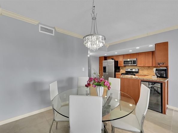 3100 N Palm Aire Dr 606, Pompano Beach FL 33069