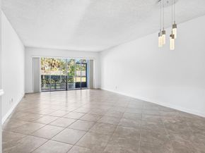 5021 Oak Hill Lane 115, Delray Beach FL 33484