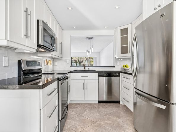 5021 Oak Hill Lane 115, Delray Beach FL 33484