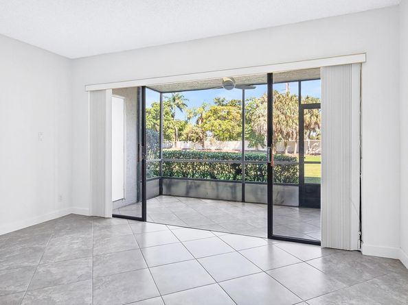 5021 Oak Hill Lane 115, Delray Beach FL 33484