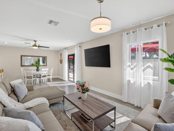 254 NE 20th Street, Delray Beach FL 33444