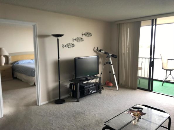 5200 N Flagler Drive SE 702, West Palm Beach FL 33407