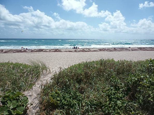 5200 N Flagler Drive SE 702, West Palm Beach FL 33407