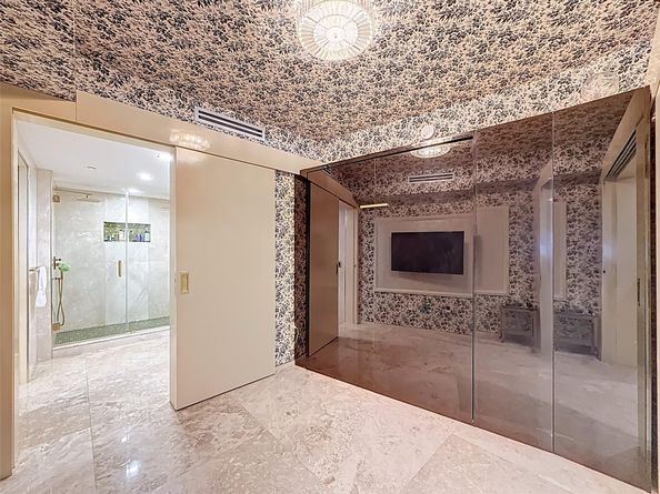 1800 S Ocean Dr 2709, Hallandale Beach FL 33009