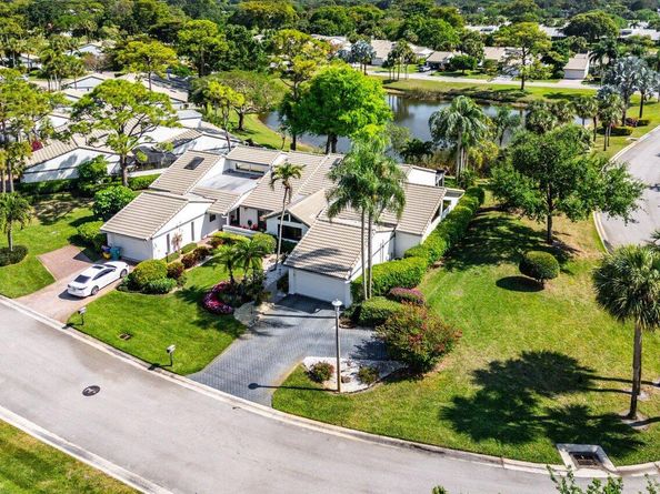 80 Cambridge Lane, Boynton Beach FL 33436