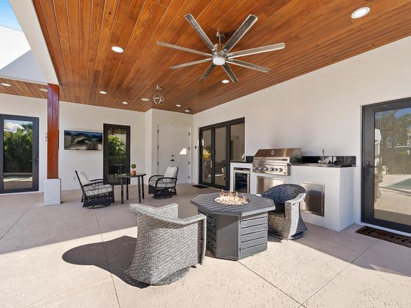 1801 N Lakeside Drive, Lake Worth Beach FL 33460