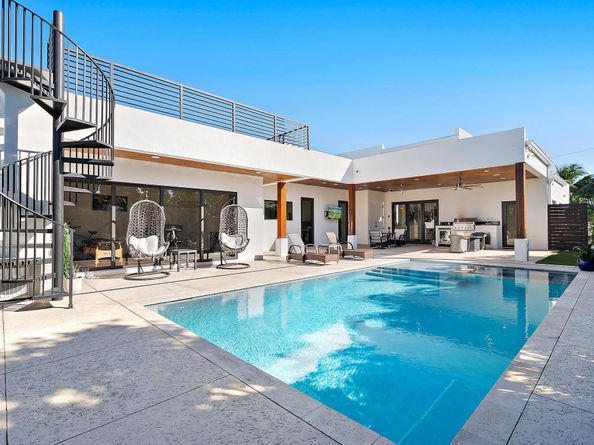 1801 N Lakeside Drive, Lake Worth Beach FL 33460
