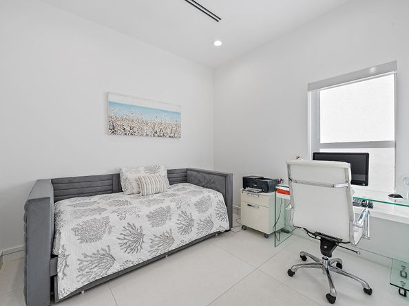 1801 N Lakeside Drive, Lake Worth Beach FL 33460