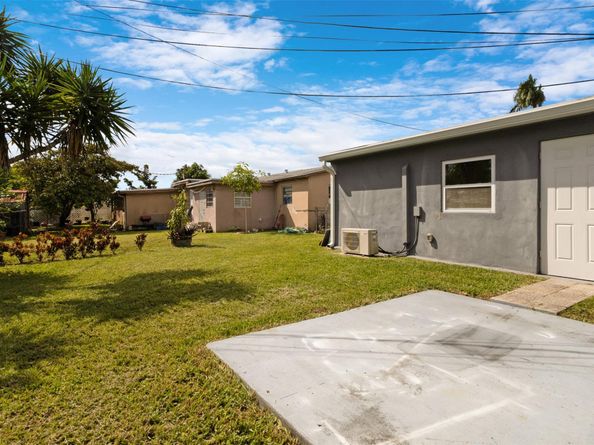 2648 NW 65th Ave, Margate FL 33063