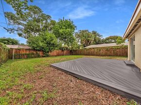 1835 Park Ln, Fort Lauderdale FL 33315