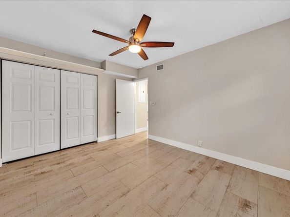 1835 Park Ln, Fort Lauderdale FL 33315