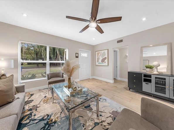 1835 Park Ln, Fort Lauderdale FL 33315