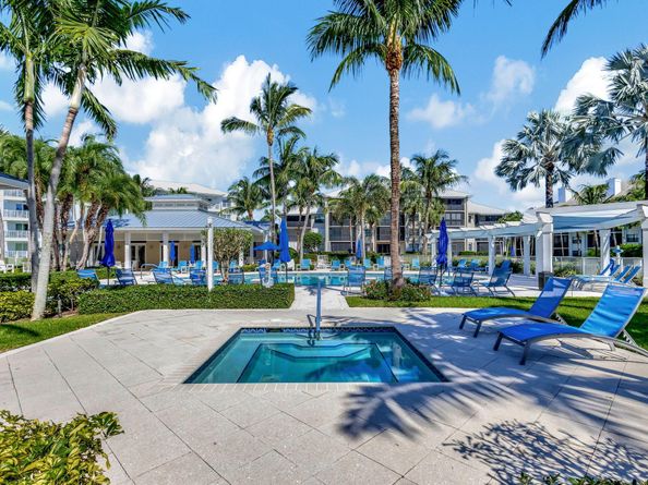 833 Bay Colony Drive S, Juno Beach FL 33408