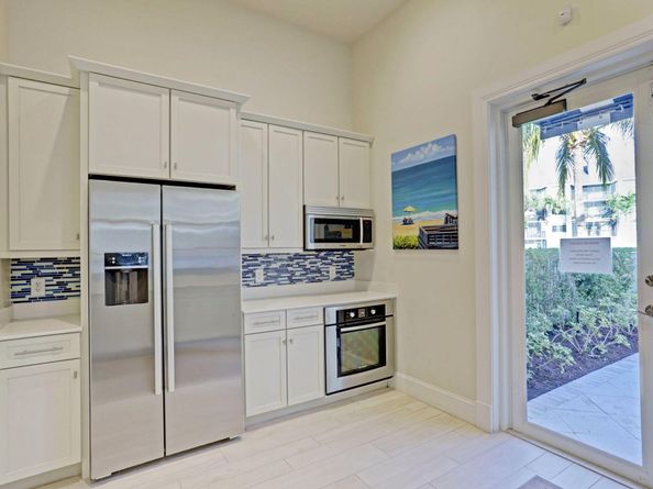 833 Bay Colony Drive S, Juno Beach FL 33408