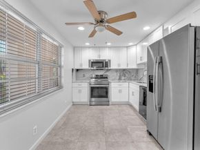 3510 Oaks Way 103, Pompano Beach FL 33069