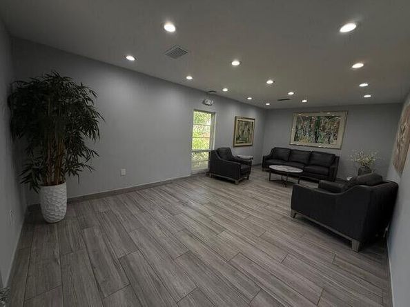 3510 Oaks Way 103, Pompano Beach FL 33069