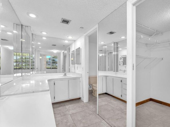 3510 Oaks Way 103, Pompano Beach FL 33069