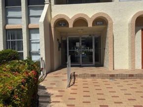 801 Three Islands Blvd 409, Hallandale Beach FL 33009