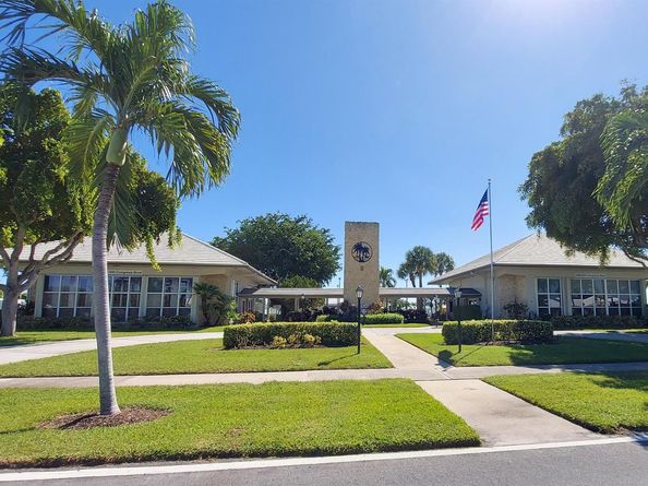 904 SW 5th Avenue, Boynton Beach FL 33426