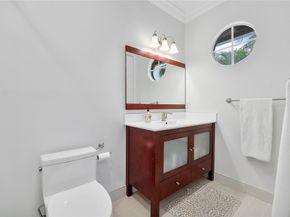 6745 NW 65th Ter, Parkland FL 33067