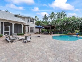 6745 NW 65th Ter, Parkland FL 33067