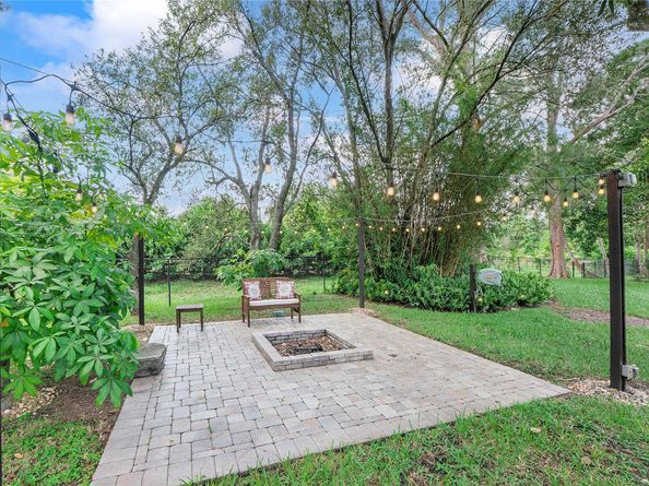 6745 NW 65th Ter, Parkland FL 33067