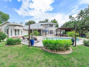 6745 NW 65th Ter, Parkland FL 33067