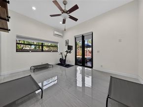 2211 NE 43 Street, Lighthouse Point FL 33064