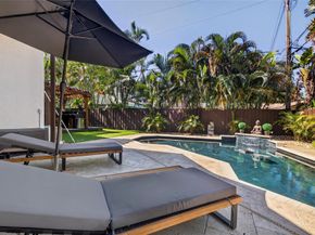 2211 NE 43 Street, Lighthouse Point FL 33064