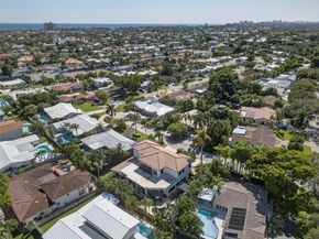 2211 NE 43 Street, Lighthouse Point FL 33064