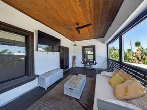 2211 NE 43 Street, Lighthouse Point FL 33064