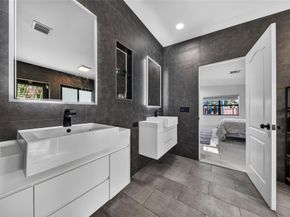 2211 NE 43 Street, Lighthouse Point FL 33064