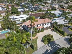 2211 NE 43 Street, Lighthouse Point FL 33064