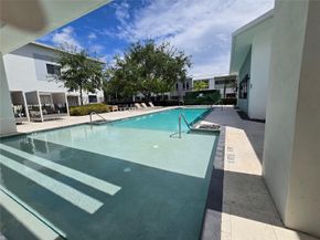 4500 NW 8th Place, Plantation FL 33317