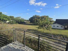4500 NW 8th Place, Plantation FL 33317