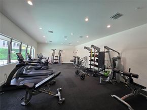 4500 NW 8th Place, Plantation FL 33317