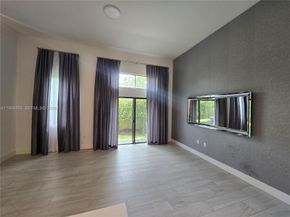 4500 NW 8th Place, Plantation FL 33317