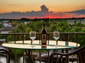 1839 Middle River Dr 503, Fort Lauderdale FL 33305