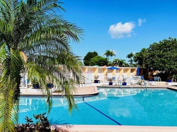 2221 NE 68th St 932, Fort Lauderdale FL 33308