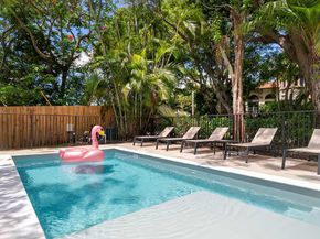 828 35th Street, West Palm Beach FL 33407