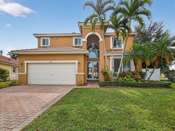 18676 SW 16th St, Pembroke Pines FL 33029