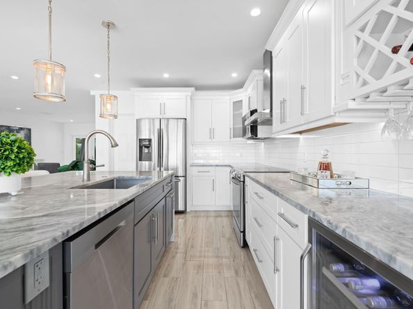 2331 SE 14th Street, Pompano Beach FL 33062