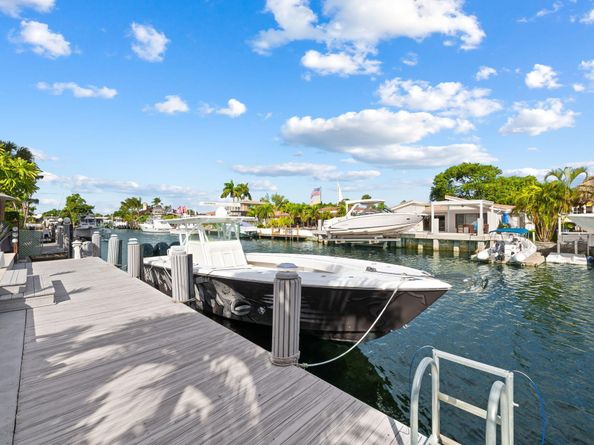 2331 SE 14th Street, Pompano Beach FL 33062