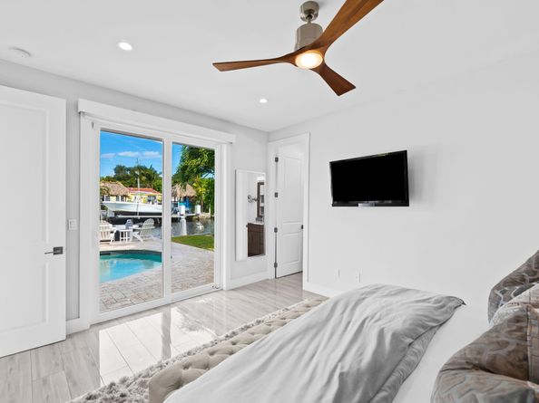 2331 SE 14th Street, Pompano Beach FL 33062